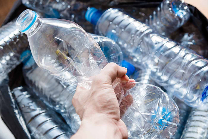Why we should not drink from plastic bottles? - The Green Page